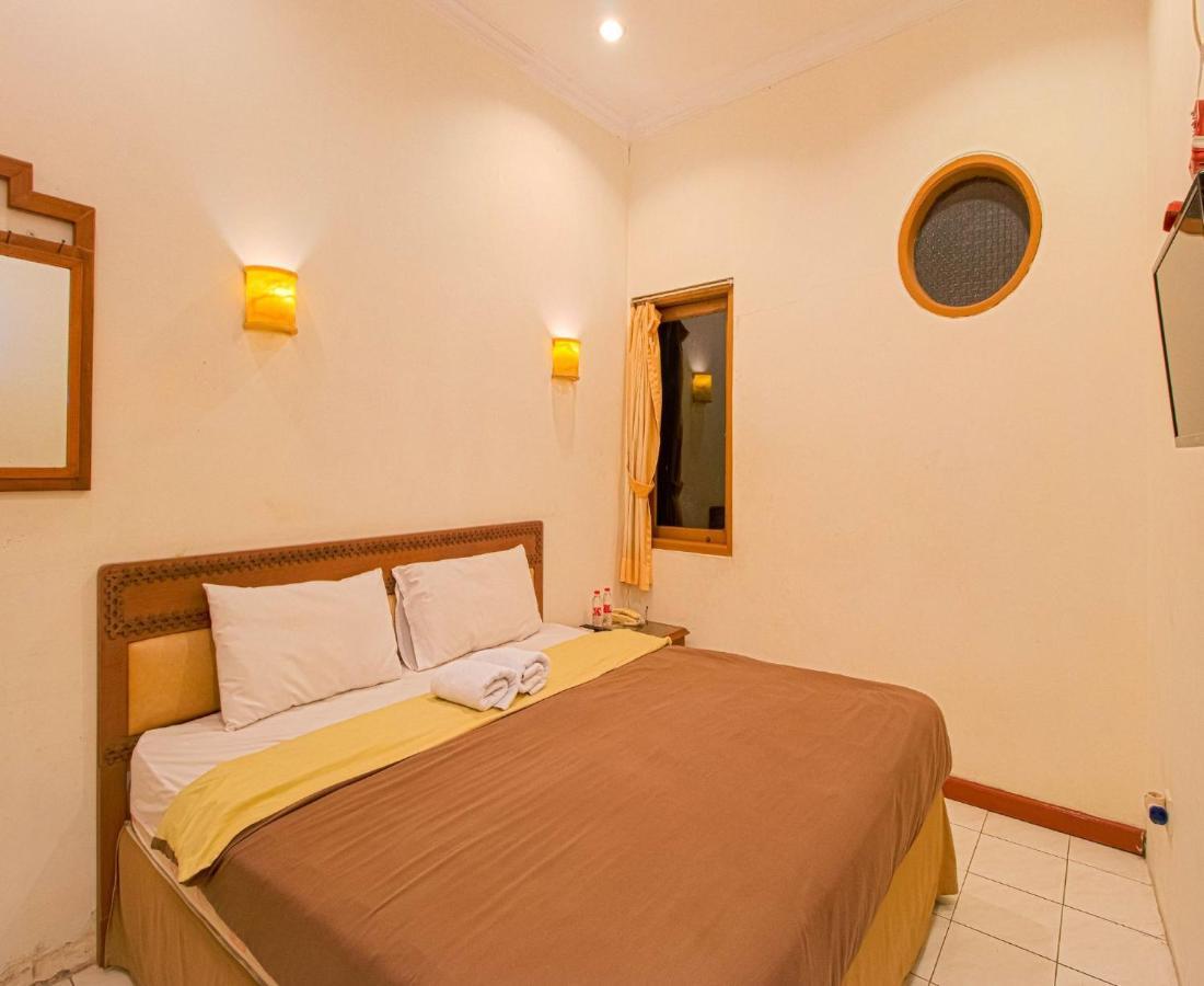 יוגיאקרטה D'Talent Hotel מראה חיצוני תמונה