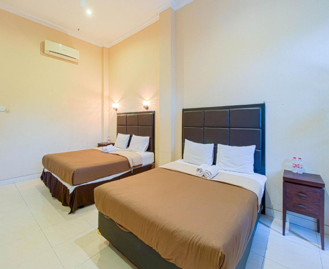 יוגיאקרטה D'Talent Hotel מראה חיצוני תמונה