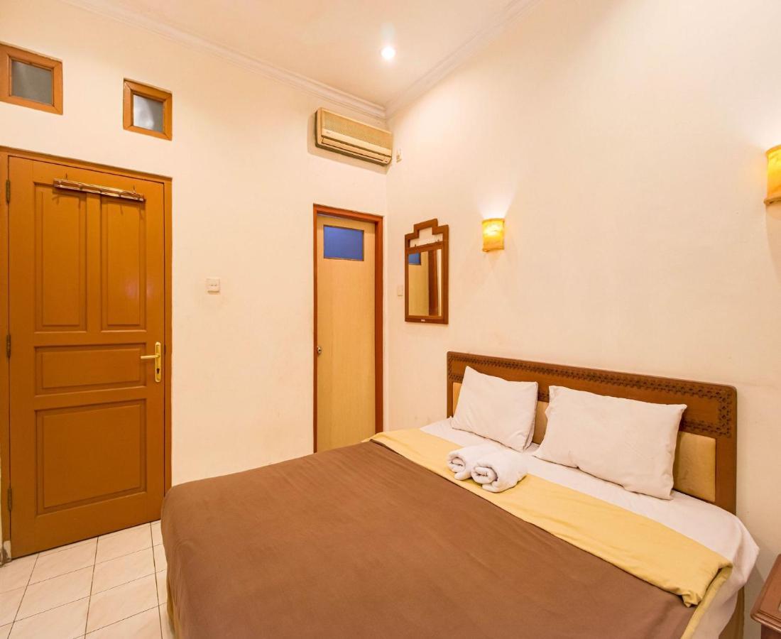 יוגיאקרטה D'Talent Hotel מראה חיצוני תמונה