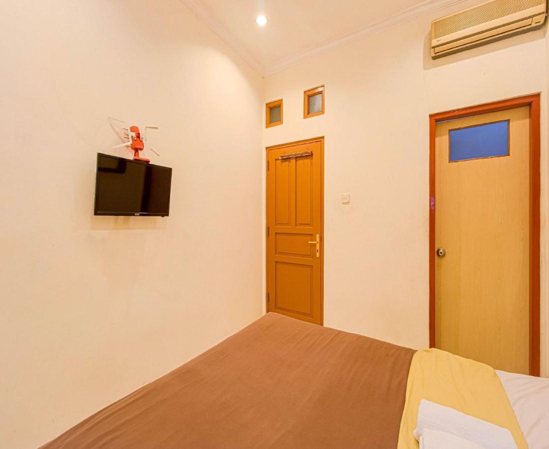 יוגיאקרטה D'Talent Hotel מראה חיצוני תמונה